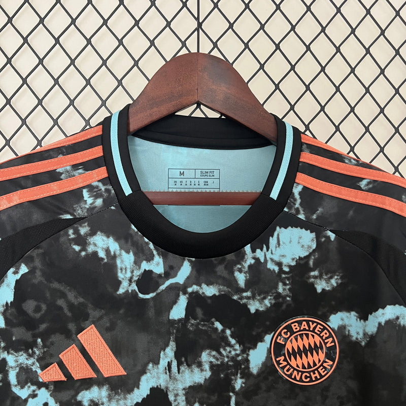 Camisa Bayern de Monique Visitante 24/25